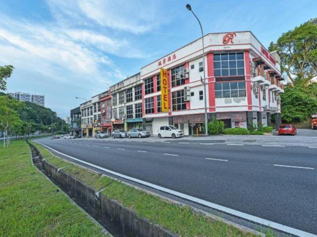 Oyo 90892 L&E Hotel Seremban Exterior foto